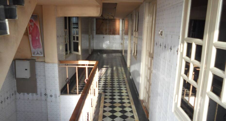 Sri Sankar Vilas Lodge, Guntur 3